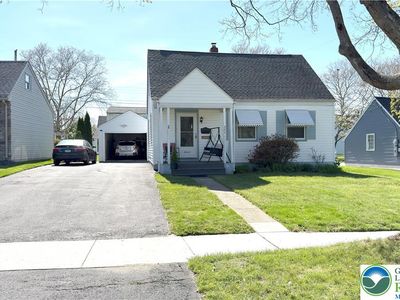 Property at 462 Maple Rd, Hellertown, PA