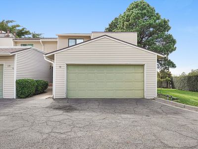 16 Westlake Dr NE