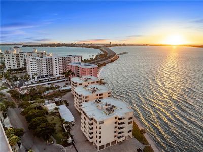 101 Sunset Dr #Penthouse 1