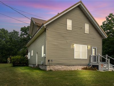 218 S Main St