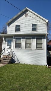 35 Chase St