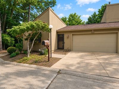 9659 Abbeyshire Way