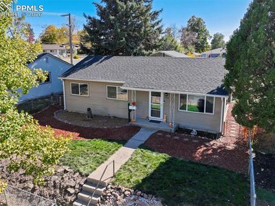 2577 E San Miguel St