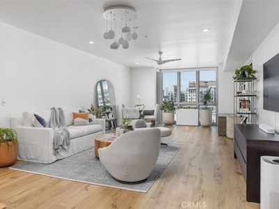 39 S Los Robles Ave Unit 5016