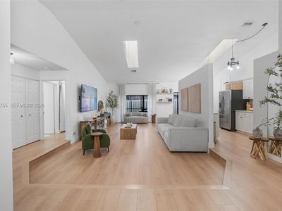 7560 NW 79th Ave APT V2