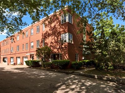 160 Waterman St #5