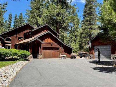 10400 Estates Dr