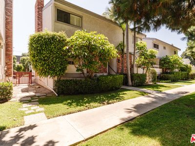 4059 La Salle Ave #104