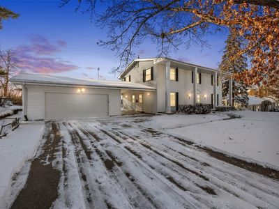 2122 Country Club Pkwy SE