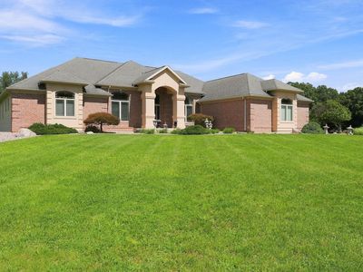29675 Lakefield Ct