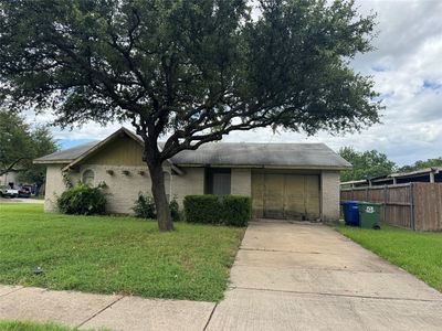 Property at 2124 Highbury Rd, Carrollton, TX