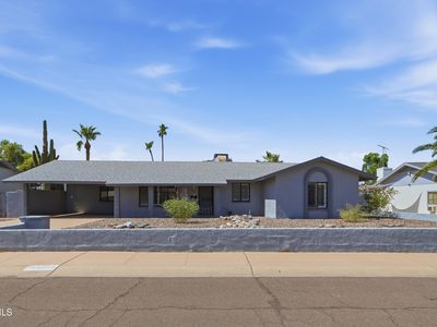 3048 E SIERRA Street