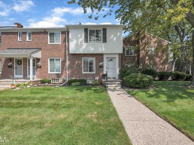23231 Edsel Ford Ct
