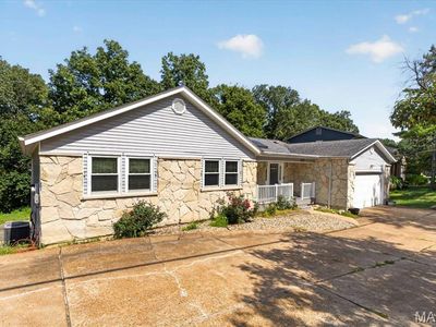 125 Strecker Rd