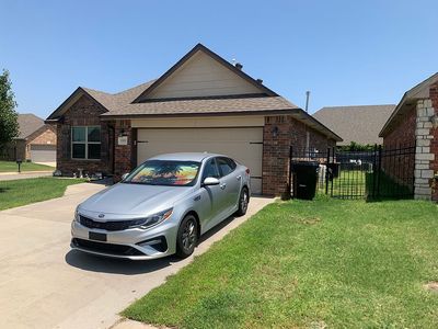 1008 Golden Leaf Dr