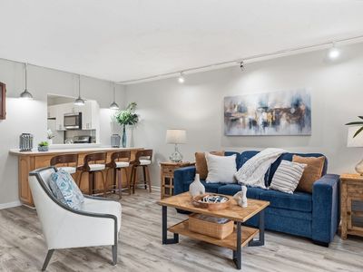 202 Park Pl #202