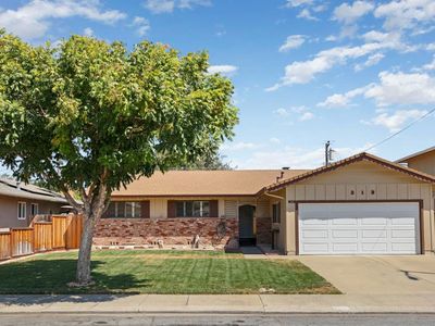 213 Granada Way