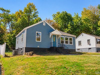 7948 Monroe Dr