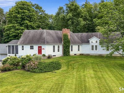 496 Center Road