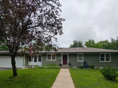 1301 Ridgeview Dr