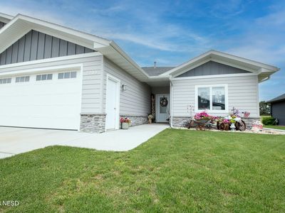 Property at 2209 Palisades Ln, Watertown, SD
