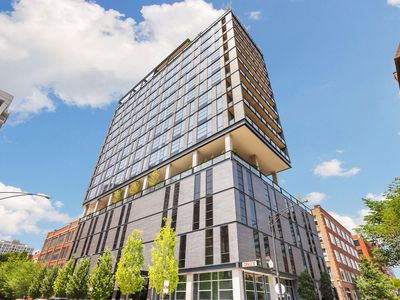 400 W Huron St UNIT 1002