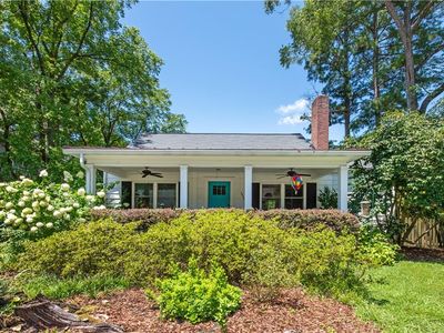 2430 Shenandoah Ave NE