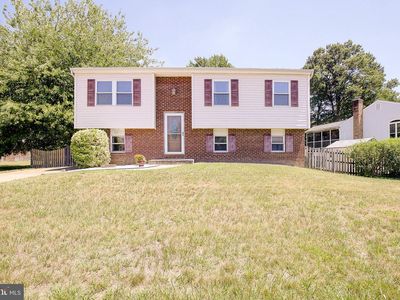 8213 Crab Apple Ct