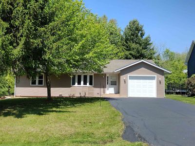 Property at 216 Bounty Dr NE, Poplar Grove, IL