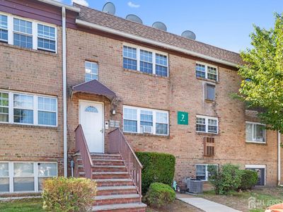 Property at 486 College Dr, Edison, NJ