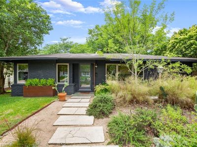 1303 Glencrest Dr