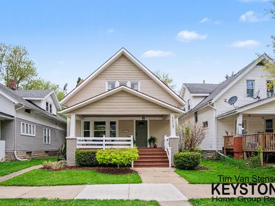 1117 Powers Ave NW