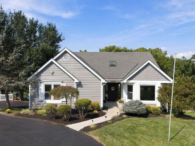 6865 Fox Hill Ln