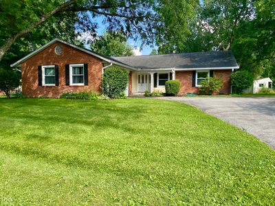 6453 Walnut Way