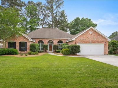 1348 Fairfield Dr