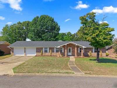 104 Granada Dr