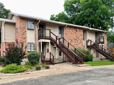 421 W San Antonio St APT I2