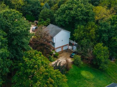 4 Barrington Dr