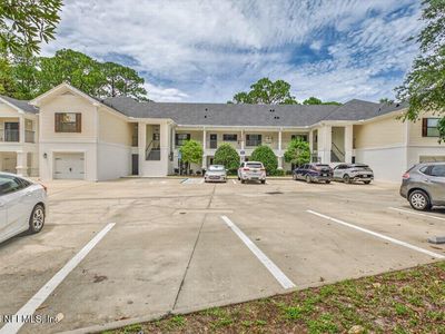 112 LAUREL WOOD Way #205
