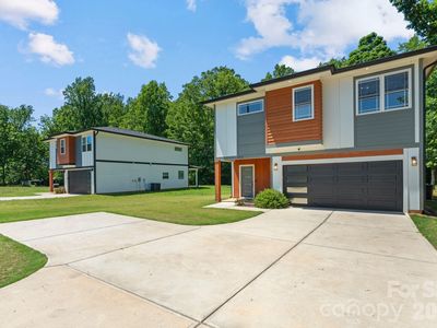 8925 Harrisburg Rd