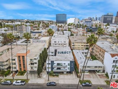 514 S Mariposa Ave