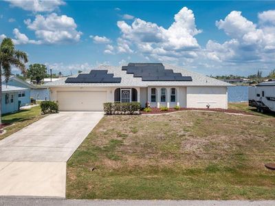 211 E Tarpon Blvd NW