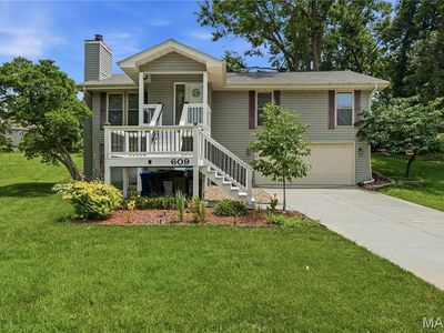 609 Lakewood Dr