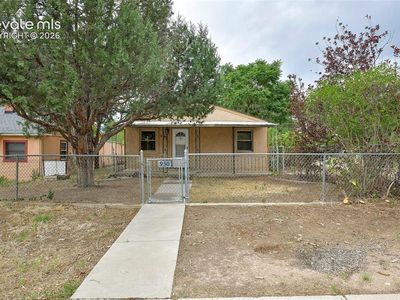 930 Alexander Rd