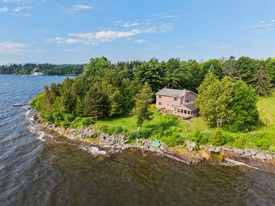 8 Coastland Dr